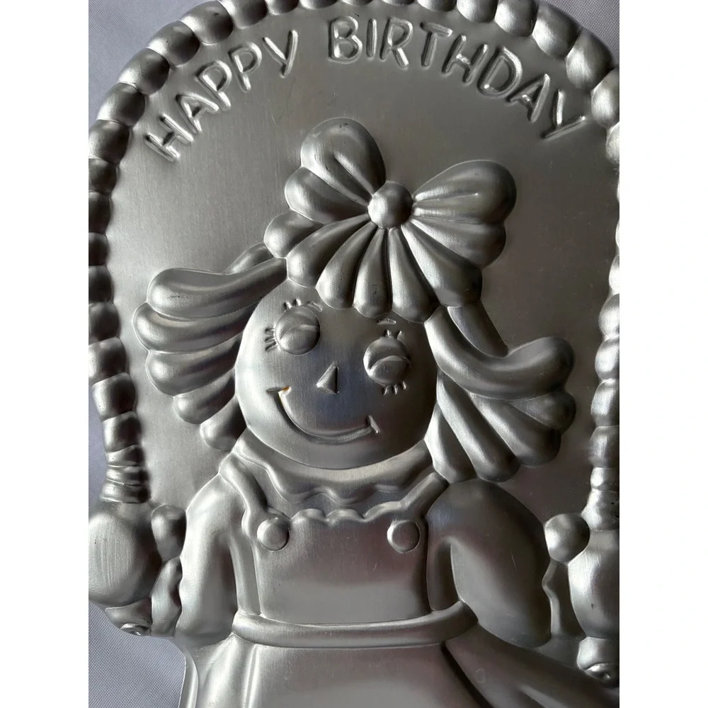 Vintage 1981 Wilton Raggedy‎ Ann Happy Birthday Jumping Rope Cake Pan 502-3797